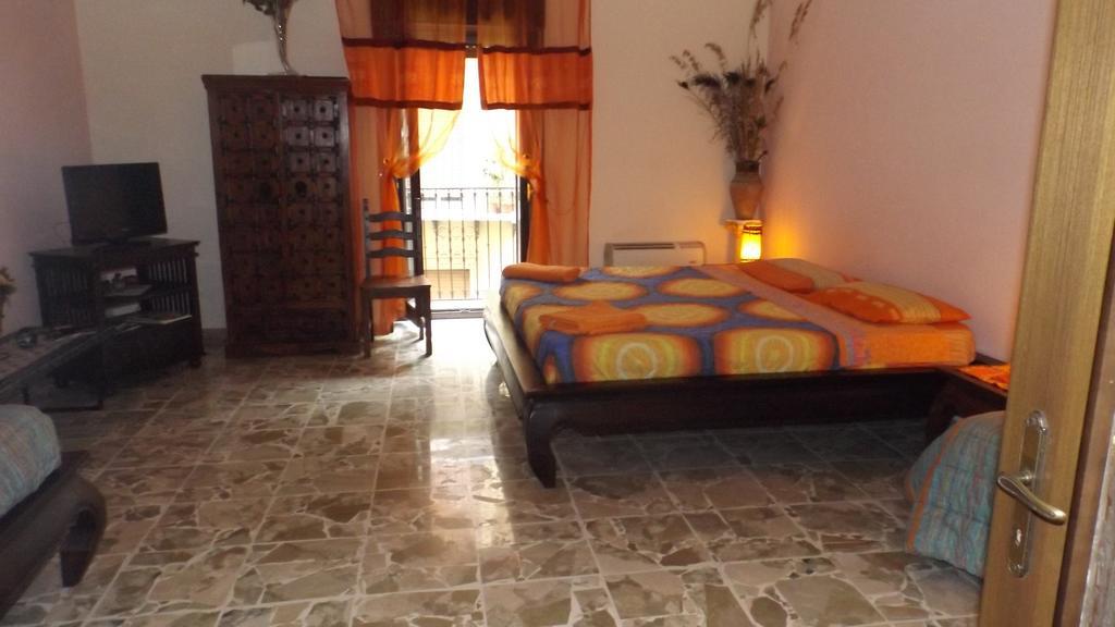 Bed And Breakfast Baobab Piazza Armerina Exterior foto